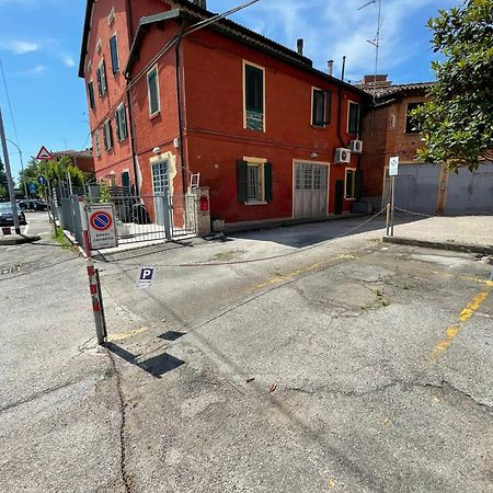 *Love'N Fly Apartament * Airport- Ducati Болоня Екстериор снимка